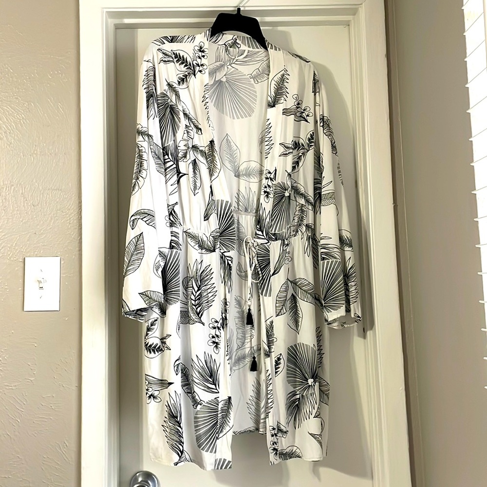 White and black kimono size uk 22